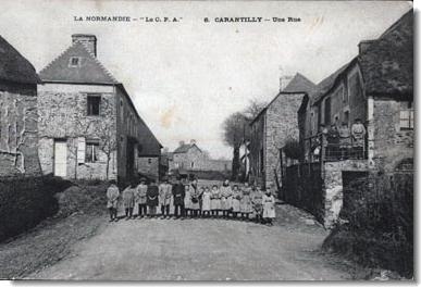 Une rue - cp2.jpg